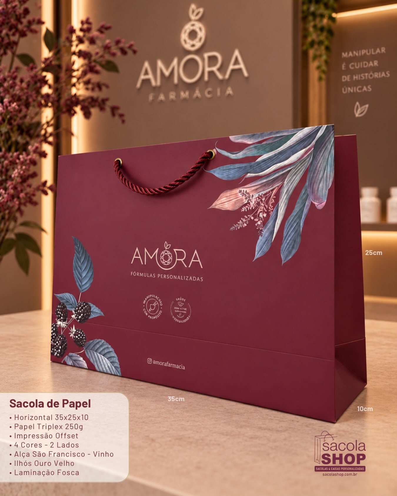 Sacola personalizada da Amora Farmácia